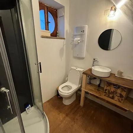 Maison Partagee